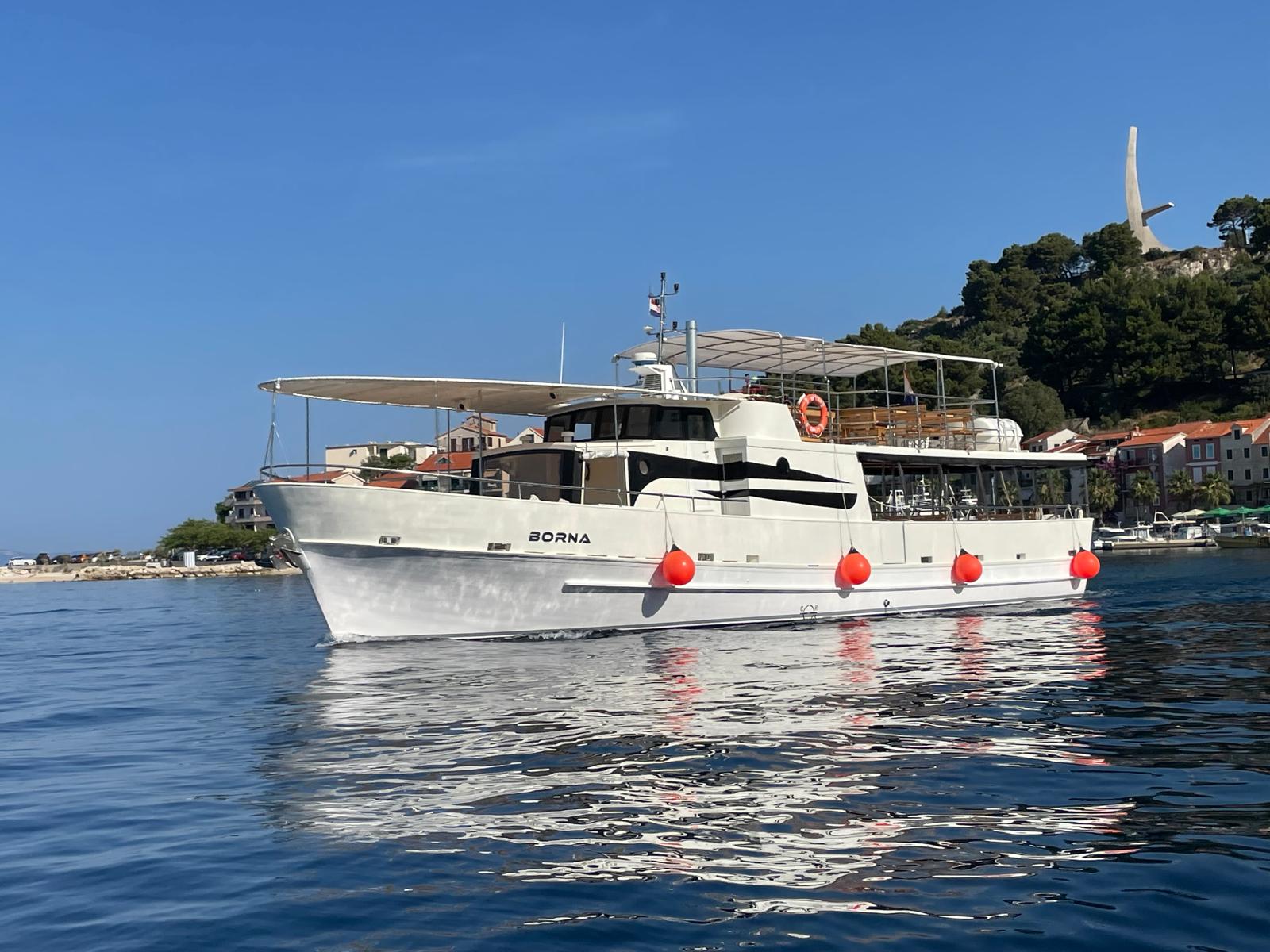Borna at anchor in a calm bay